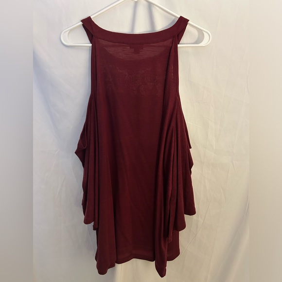 Torrid cold shoulder lace bell sleeve blouse - Picture 3 of 4